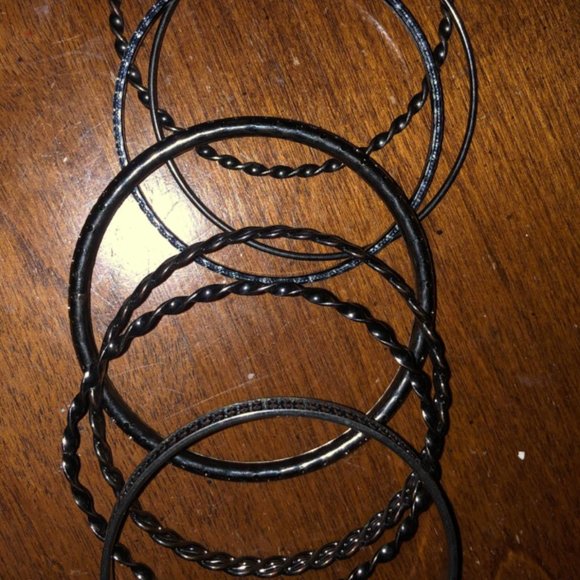 Bracelet Bundle - Picture 2 of 4